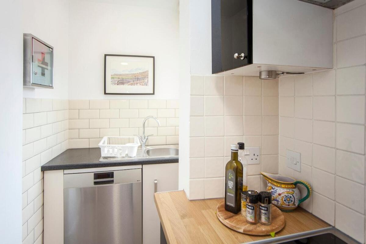 The Roof Terrace Maisonette - City Centre บาธ ภายนอก รูปภาพ