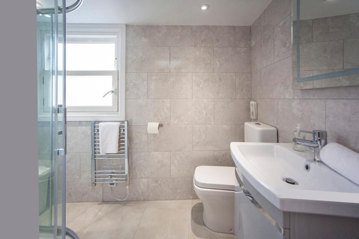 The Roof Terrace Maisonette - City Centre บาธ ภายนอก รูปภาพ